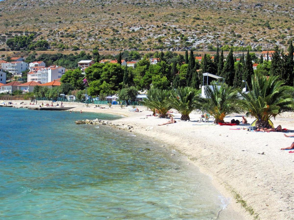 Kaja - Right Next To The Beach Trogir Eksteriør billede